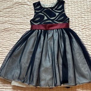 Joe& Ella very cute dress dark blue, size 5 , fully lined, hidden zipper.